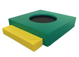 983476